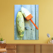 Houten kreeftenboeien verpakt canvas afdruk (Insitu (Woonkamer))