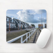 Houten pier in Marken, Nederland Muismat (Met muis)