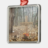 Houten Post Grave Marker Custom Pet Name Metalen Ornament (Links)
