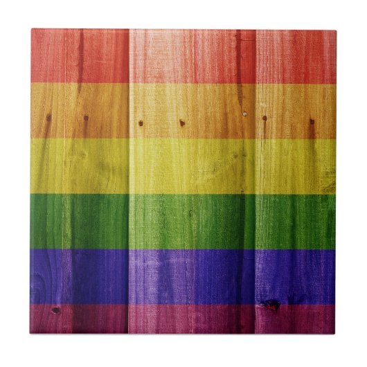 Houten regenboog pride vlag tegeltje (Voorkant)