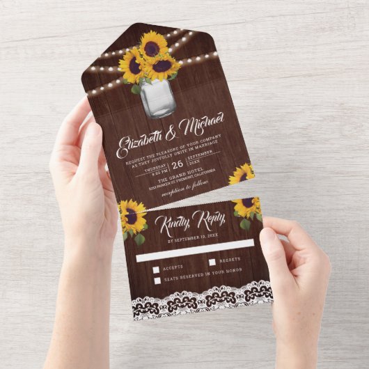 Houten schuur met kant en zonnebloemen trouwfeest all in one uitnodiging (Afscheurbaar)