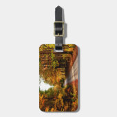 Houten spoor met herfst foliën bagagelabel (Voorkant verticaal)