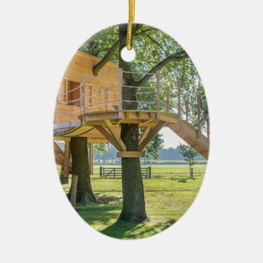 Houten van hout in eikenboom met gras keramisch ornament (Voorkant)