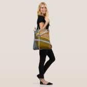 Houten zeilboot in water tote bag (Op model)