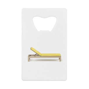 Houten zonlounger met matras creditkaart flessenopener