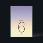 Houtgradiënt weduwentabel Indigozonsondergang ID74 Kaart<br><div class="desc">De achtergrond voor alle stukken in deze minimalistische trouwset is een oogstende gradiënt van kleuren van indigokleurig tot perzikkleurig en bleek geel. De trouwlijstnummerkaart hier is voorzien van een slanke, moderne lay-out en een hedendaagse sans serif lettertype om de aantrekkingskracht ervan aan te vullen. Voeg gemakkelijk lijstaantallen, initialen en trouwdatum...</div>