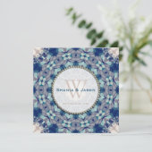 Houtige Boho Folk Navy Blauwe Monogram Uitnodiging (Staand voorkant)