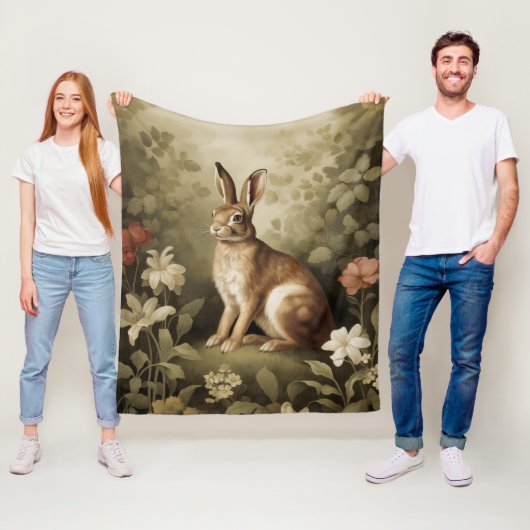 Houtkonijn in een bloemenbos Fleece Deken (In situ)