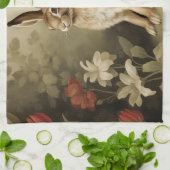 Houtkonijn in een bloemenbos Theedoek (Gevouwen)