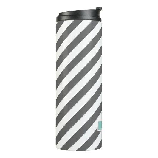 Houtskool en Aqua Preppy Stripes Monogram Thermosbeker (Gedraaid links)