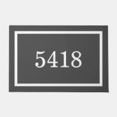 Houtskool Grijs Gepersonaliseerd Adresnummer Deurmat (Voorkant)