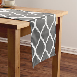 Houtskool Grijs Marokkaans Quatrefoil Korte Tafelloper