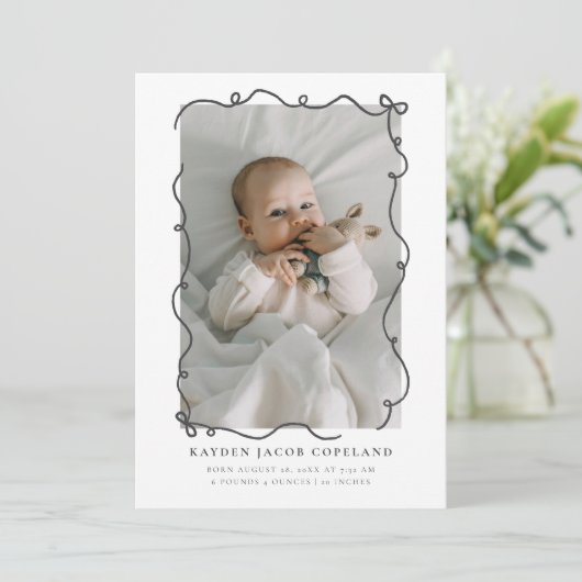 Houtskool Squiggly Bows Geboorteaankondiging Foto Aankondiging (Staand voorkant)