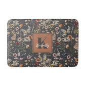 Houtskoolgrijs Boho Bloemen Monogram Badmat (Voorkant)