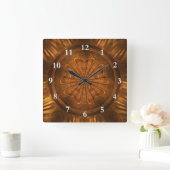 Houtsnijwerk Vierkante Klok (Huis)