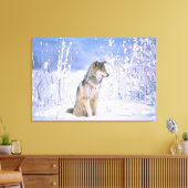 Houtwolf zittend in de sneeuw, Canis lupus, Canvas Afdruk (Insitu (Woonkamer))