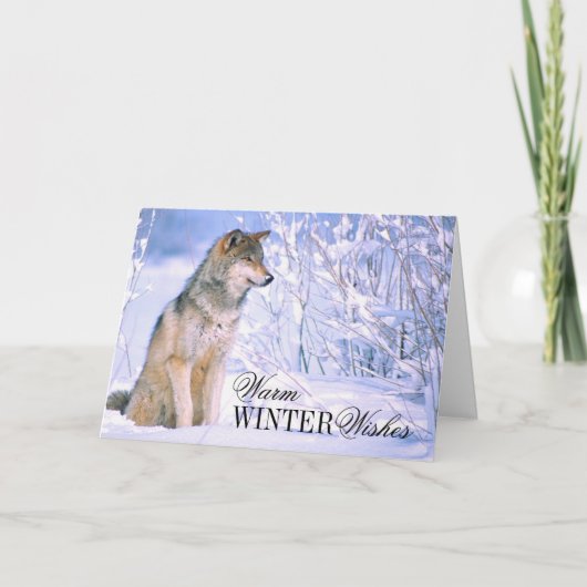 Houtwolf zittend in de sneeuw feestdagen kaart (Voorkant)