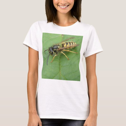 Hoverfly op een Shirt met lef-dames T (Voorkant)