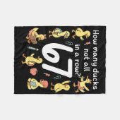 How Many Ducks Not All In A Row Funny 67 Duck _1  Fleece Deken (Voorkant (Horizontaal))