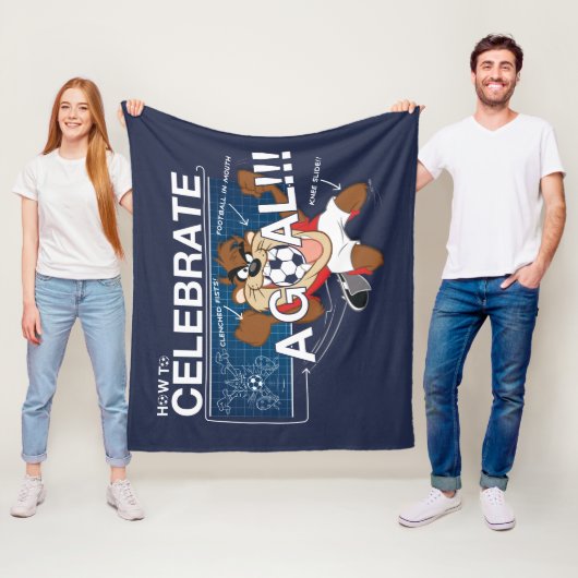 How to Celebrate a Goal With TAZ™ Fleece Deken (In situ)