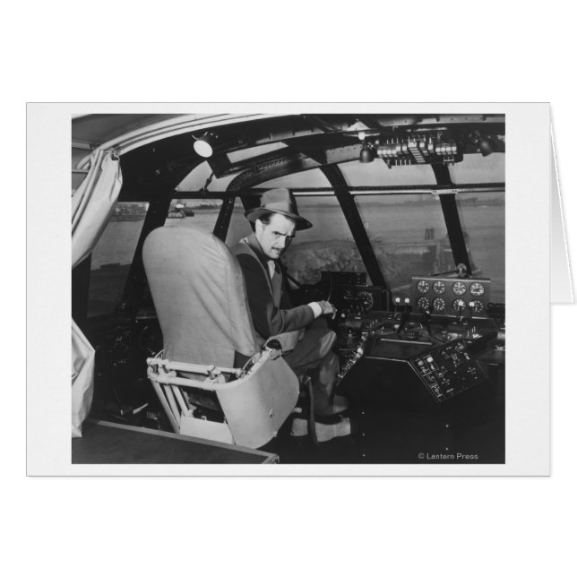 Howard Hughes in Spruce Goose Wooden Plane (Voorkant Horizontaal)