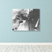 Howard Hughes Pilot Boarding Plane in haar geheel Canvas Afdruk (Insitu (Houten vloer))