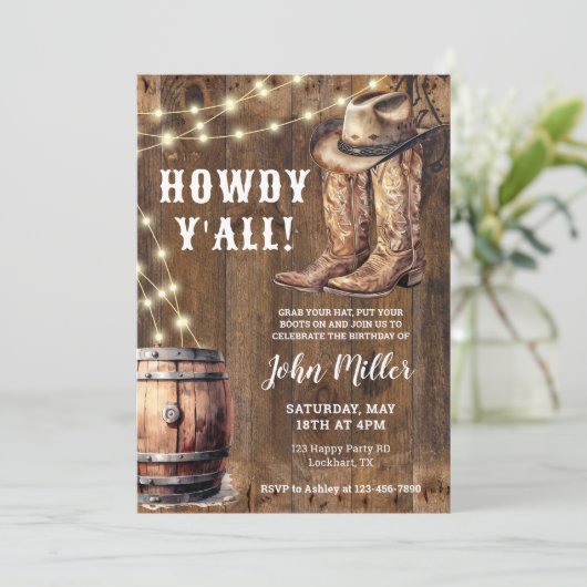 Howdy Y'All Western Verjaardag Cowboy Boots en Pet Kaart (Staand voorkant)