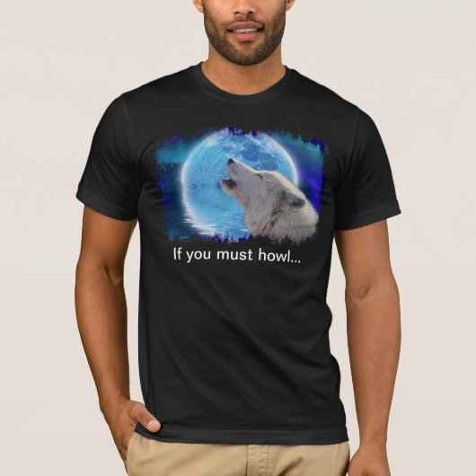 Howling Arctic Wolf & Aurora Funny Art T-Shirt (Voorkant)