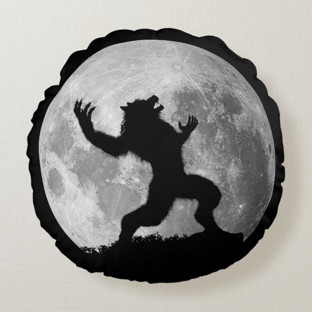 Howling Mad Werewolf Pillow Rond Kussen (Voorkant)