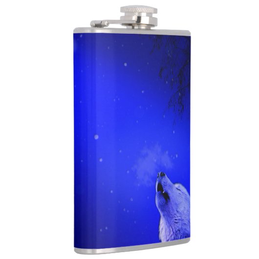 Howling Timber Wolf in de nacht van Snow Lite Heupfles (Rechts)