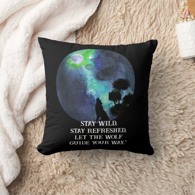 Howling Wolf and Moon Pillow | Mystical Forest Nig Kussen (Deken)