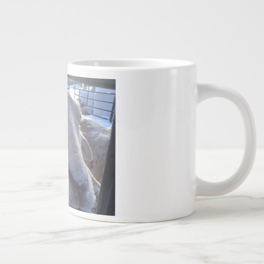 Howling Wolf Boerderij Lucy Jumbo Mok (Rechts)