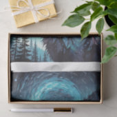 Howling wolf in mountain forest with star trail tissuepapier (Geschenk)