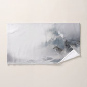 Howling Wolves Mountain Fog Scene Print Bad Handdoek (Handdoek)