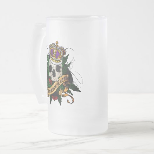 HT Skull of Spade Crowned Mok - Docteur Vendetta (Voorkant links)