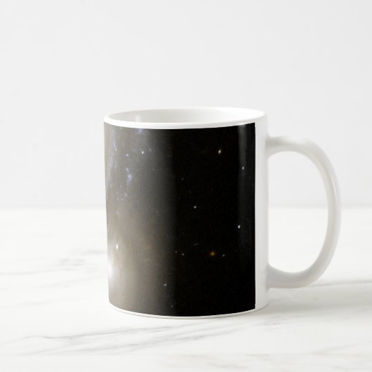 Hubble-interagerend sterrenstelsel AM 0500-620 Koffiemok (Rechts)