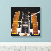 Hubble Space Telescope Canvas Afdruk (Insitu (Houten vloer))