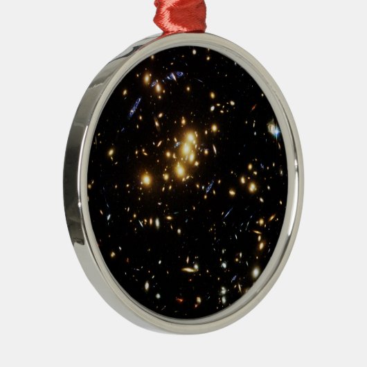 Hubble vindt Dark Matter Ring in Galaxy Cluster Metalen Ornament (Rechts)