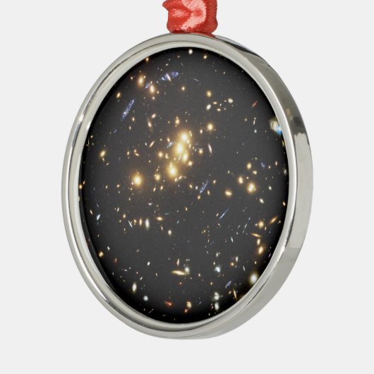 Hubble vindt Dark Matter Ring in Galaxy Cluster Metalen Ornament (Links)
