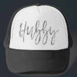 Hubby Zilverfolie en Witte Trucker Hoed Trucker Pet<br><div class="desc">Hubby zilverfolie en witte trucker hoed voor hem. De Hubby trucker hoed als een bijpassende wifey pet in hetzelfde collectie.</div>