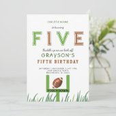 Huddle Up Football 5e verjaardagsfeestje Kaart (Staand voorkant)