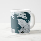 Hudson Bay Zee op 14 november 2005. Grote Koffiekop (Voorkant rechts)