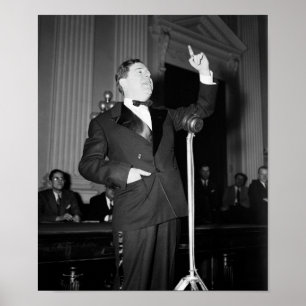 Huey Long Giving A Speech - 1935 Poster