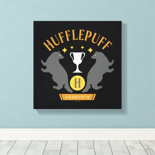 HUFFLEPUFF™ Badger en Cup House Pride Graphic Canvas Afdruk (Insitu (Houten vloer))