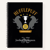 HUFFLEPUFF™ Badger en Cup House Pride Graphic Notitieboek (Voorkant)