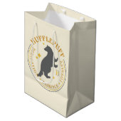HUFFLEPUFF™ Badger House Pride Badge Medium Cadeauzakje (Voorkant Gekanteld)