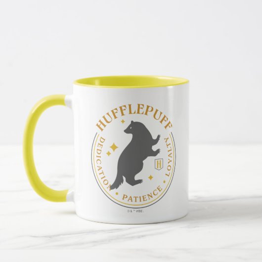 HUFFLEPUFF™ Dasbadges voor Huisstijl Mok (Links)