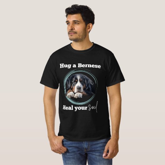 Hug a Bernese, Bernese Mountain Dog T-Shirt (Voorkant volledig)