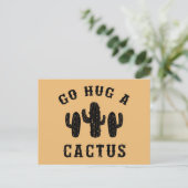 Hug A Cactus Funny Offenant Gezegde Briefkaart (Staand voorkant)