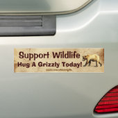 HUG A GRIZZLY Wildlife Support Fun Bumpersticker (Op auto)